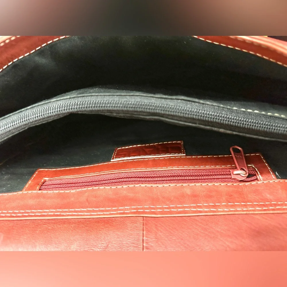 CHAOS Rust Brown Leather Medium Messenger Bag Organizer Office Commute Travel